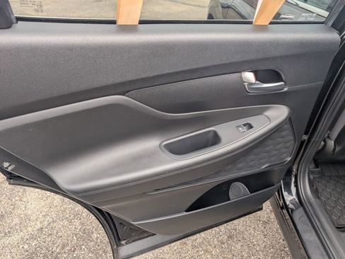 Used 2023 Hyundai Santa Fe SEL image 10