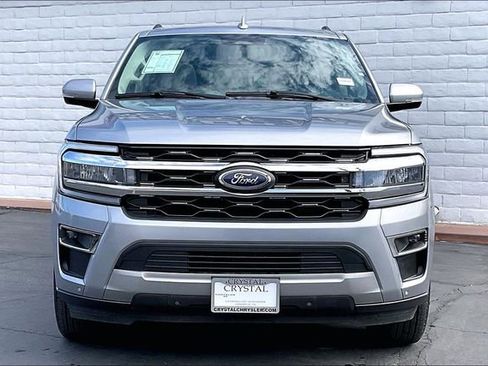 Used 2024 Ford Expedition Max Limited AWD/4WD image 2