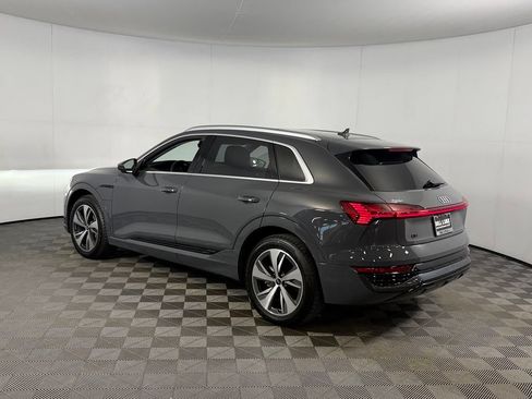 Used 2024 Audi Q8 e-tron Prestige w/ Prestige Package AWD/4WD image 10