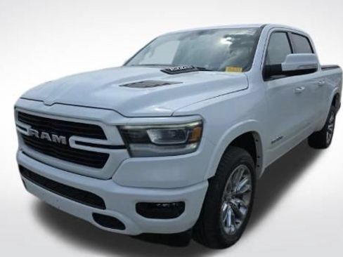 Used 2022 RAM 1500 Laramie w/ Sport Appearance Package AWD/4WD image 3