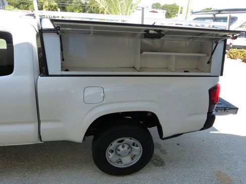 Used 2021 Toyota Tacoma SR image 16