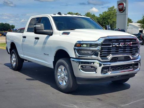 New 2026 RAM 2500 Big Horn AWD/4WD image 2