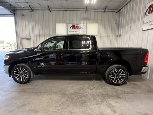 Used 2025 RAM 1500 Limited AWD/4WD image 14