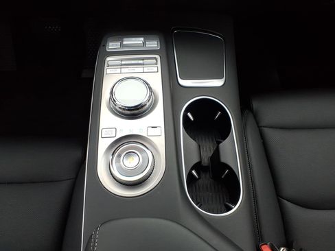 Used 2025 Genesis GV70 2.5T image 20