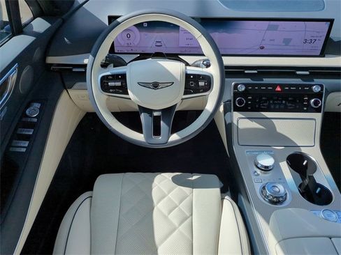 New 2025 Genesis GV80 3.5T Prestige image 13