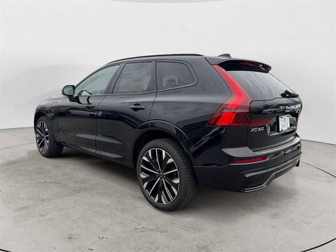 New 2026 Volvo XC60 T8 Ultra w/ Protection Package Premier image 3