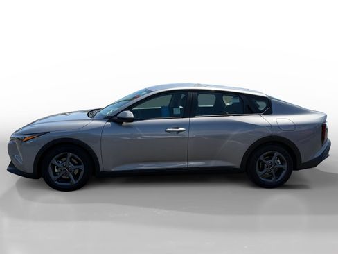 Used 2025 Kia K4 FWD image 2