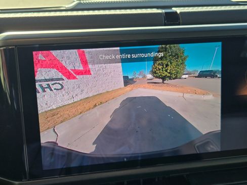 New 2026 Jeep Gladiator Sahara image 28