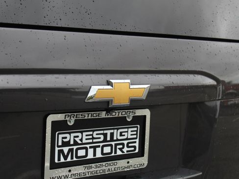 Used 2015 Chevrolet Suburban LT image 51