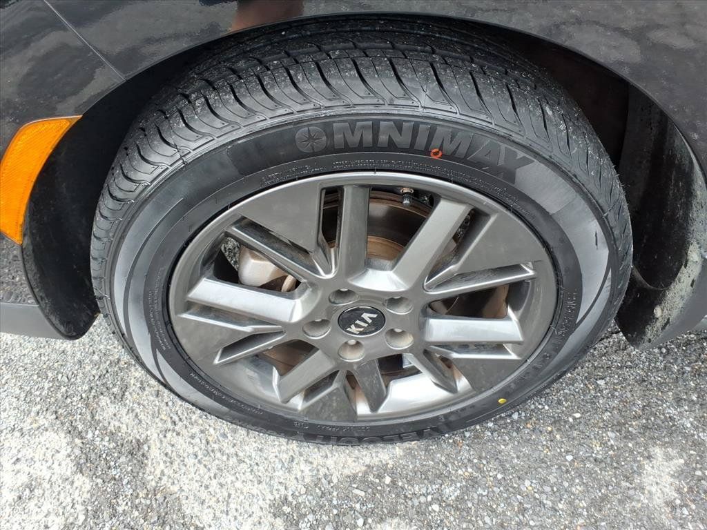 Used 2021 Kia Soul EX FWD image 14