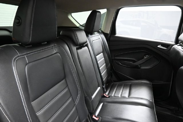 Used 2019 Ford Escape Titanium AWD/4WD image 28
