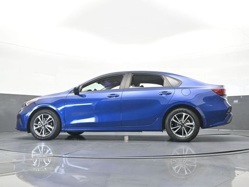 Used 2023 Kia Forte LXS FWD image 49