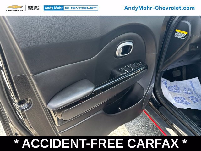 Used 2019 Kia Soul ! FWD image 27