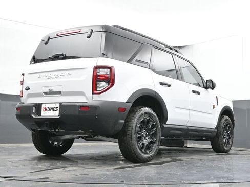 New 2025 Ford Bronco Sport Badlands image 40