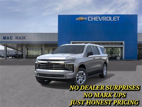 New 2026 Chevrolet Suburban LT w/ Comfort Package image 8