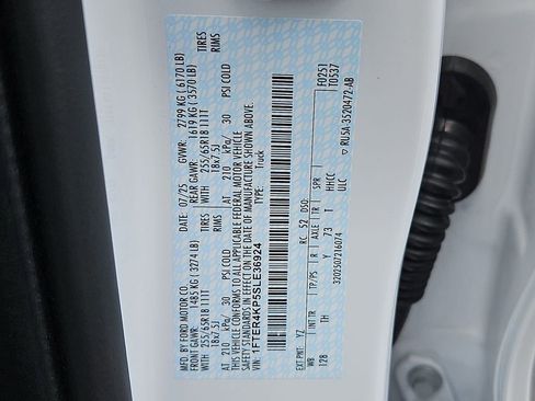 Used 2025 Ford Ranger Lariat w/ FX4 Off-Road Package image 39