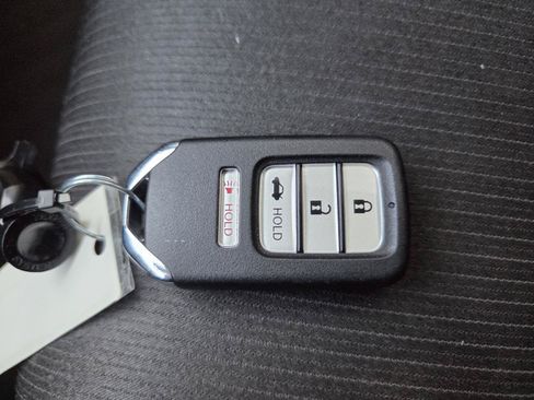 Used 2018 Honda Accord Sport image 28