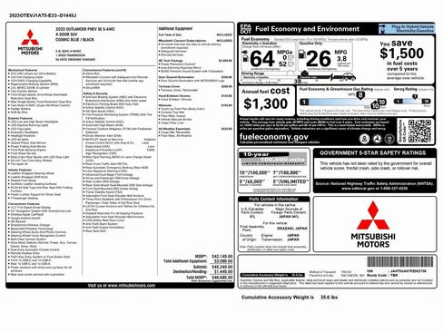 Used 2023 Mitsubishi Outlander SE image 2