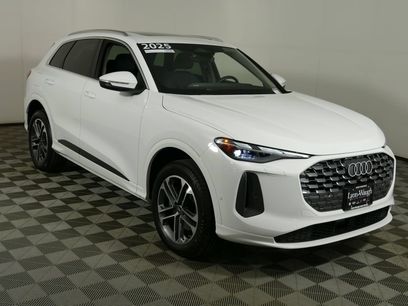 Certified 2025 Audi Q5 Premium w/ Convenience Package