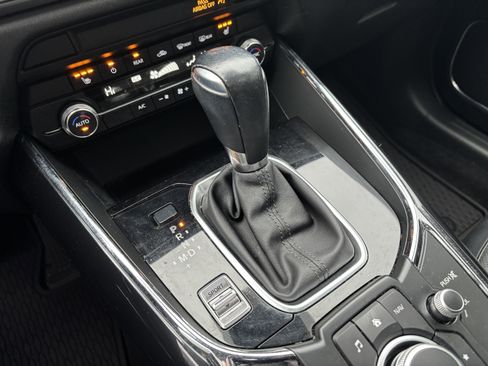Used 2019 MAZDA CX-9 Touring w/ Touring Premium Package image 36