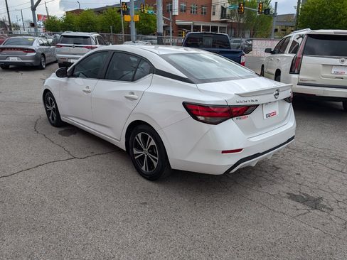 Used 2022 Nissan Sentra SV w/ All-Weather Package image 8