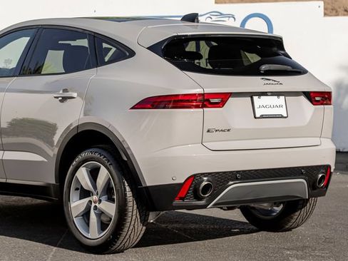 Used 2023 Jaguar E-PACE SE AWD/4WD image 10