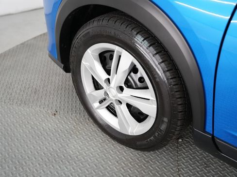 Used 2022 Nissan Kicks S FWD image 45