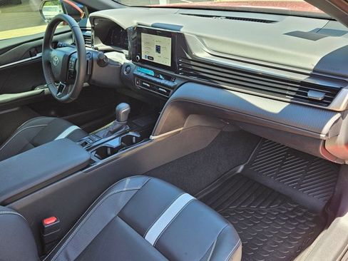 Used 2026 Toyota Camry SE w/ Convenience Package image 21