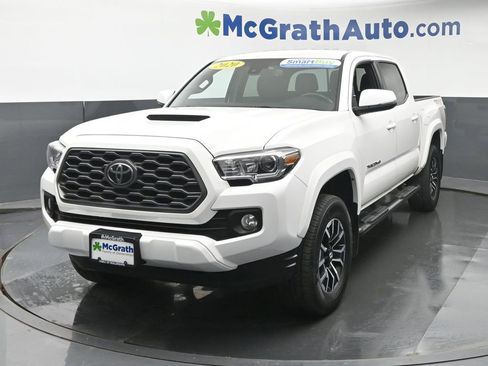 Used 2020 Toyota Tacoma TRD Sport AWD/4WD image 17