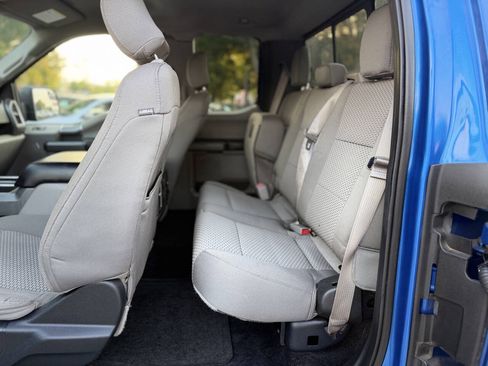 Used 2015 Ford F150 XLT w/ Equipment Group 302A Luxury AWD/4WD image 16