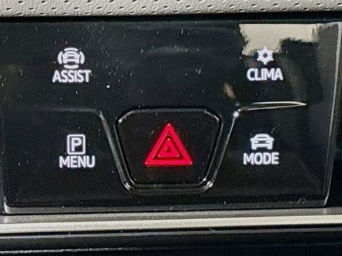 New 2026 Volkswagen Atlas Peak Edition image 37