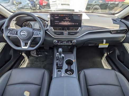 New 2026 Nissan Altima 2.5 SV w/ SV Premium Package FWD image 15