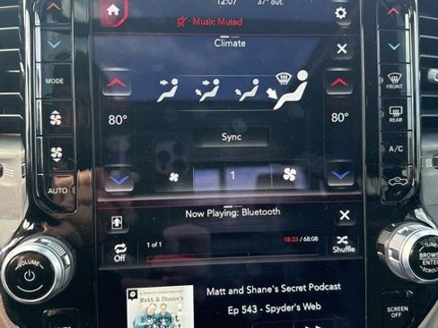 Used 2020 RAM 1500 Laramie image 9