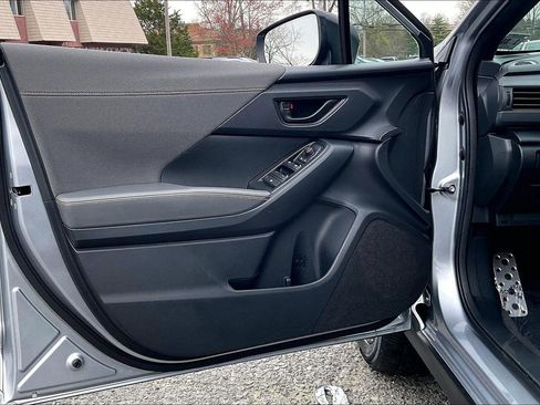 Used 2025 Subaru Crosstrek 2.5i Sport w/ Crosstrek Mirror Package image 23