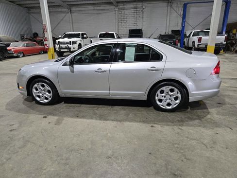 Used 2011 Ford Fusion SE w/ 202A Rapid Spec Order Code FWD image 6