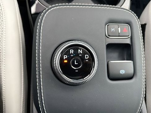 Used 2022 Ford Mustang Mach-E Premium image 22