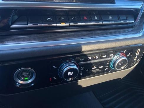 Used 2022 GMC Sierra 1500 Elevation image 15