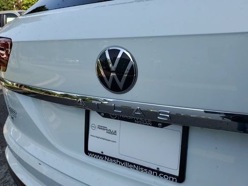 Used 2021 Volkswagen Atlas Cross Sport SE AWD/4WD image 7