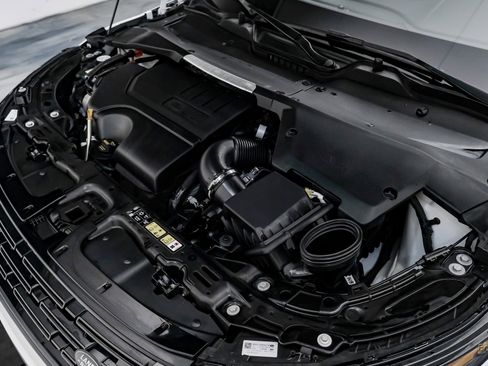 Used 2024 Land Rover Range Rover Evoque Dynamic SE image 88