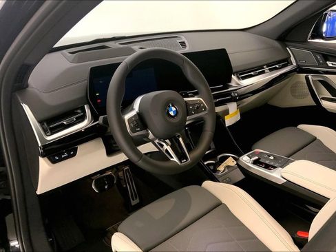 New 2026 BMW X2 xDrive28i w/ Technology Package AWD/4WD image 4