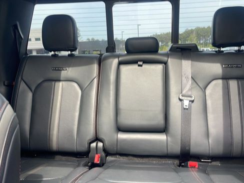 Used 2022 Ford F450 Platinum w/ FX4 Off-Road Package AWD/4WD image 21