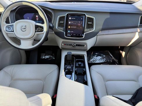 Certified 2023 Volvo XC90 B6 Core w/ Climate Package image 12