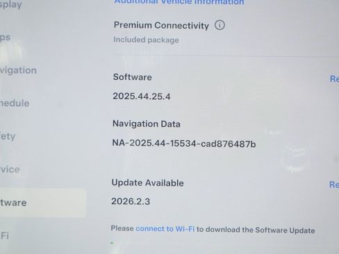 Used 2013 Tesla Model S Performance image 51