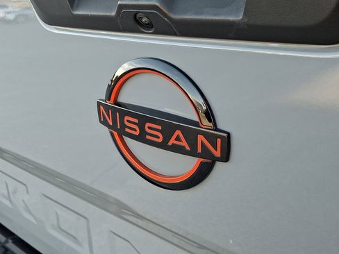 Used 2023 Nissan Frontier PRO-4X w/ Pro-4X Premium Package image 29