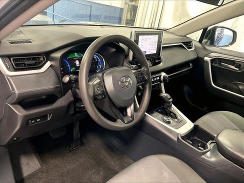 Certified 2025 Toyota RAV4 XLE AWD/4WD image 8