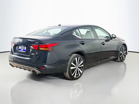 Used 2021 Nissan Altima 2.5 SR w/ SR Premium Package AWD/4WD image 8