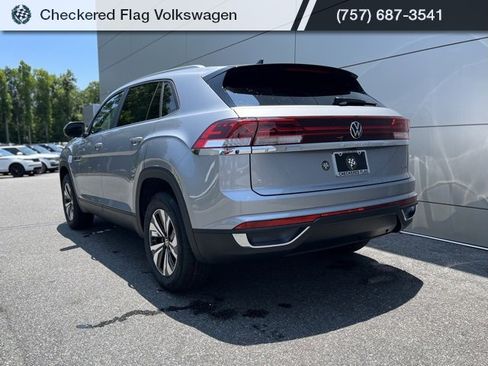 New 2025 Volkswagen Atlas Cross Sport SE image 16