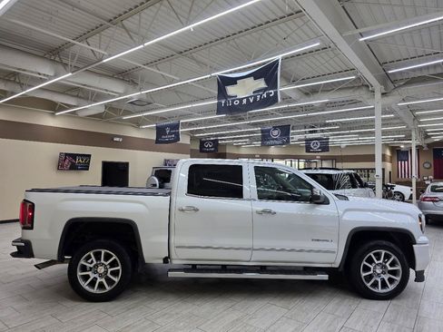 Used 2017 GMC Sierra 1500 Denali AWD/4WD image 5