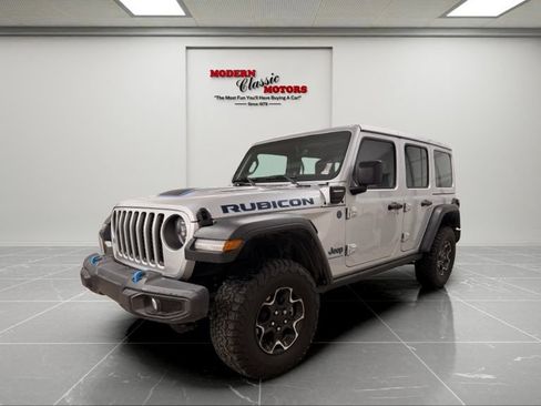 Used 2023 Jeep Wrangler Unlimited Rubicon 4xe w/ Cold Weather Group AWD/4WD image 3