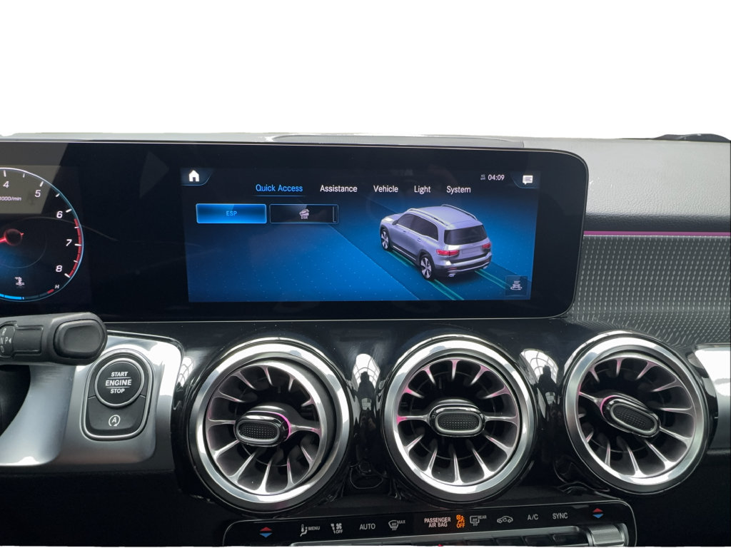 Used 2022 Mercedes-Benz GLB 250 4MATIC w/ Premium Package Lite image 47
